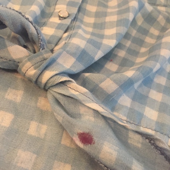 Button Down Tie Knotted Checked Long Sleeve Top - Picture 8 of 10